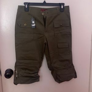Zhishun Collection, Green Cropped Cargo Pants